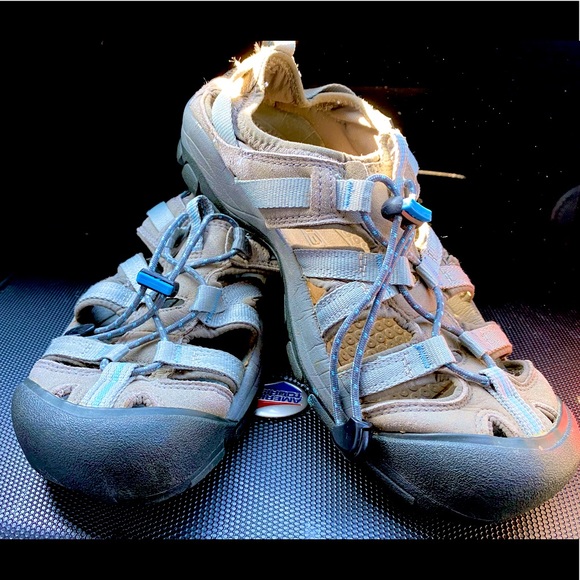 Women’s KEEN Newport H2 Sandals sz 8 GRAY - Picture 1 of 7